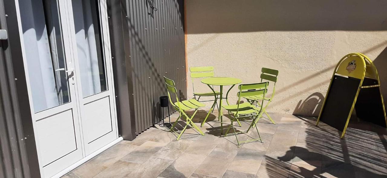 Kaz Papaye Lägenhet Saint Pierre Exteriör bild